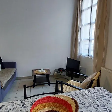 Burdigala Homes - Les De La Devise Apartment