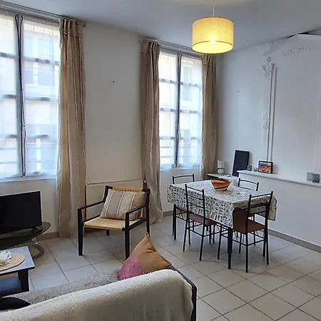 Burdigala Homes - Les De La Devise Apartment *