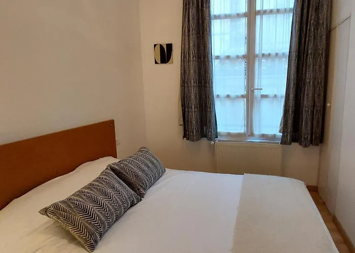 1 T2 - Location Mensuelle - Centre Appartement *